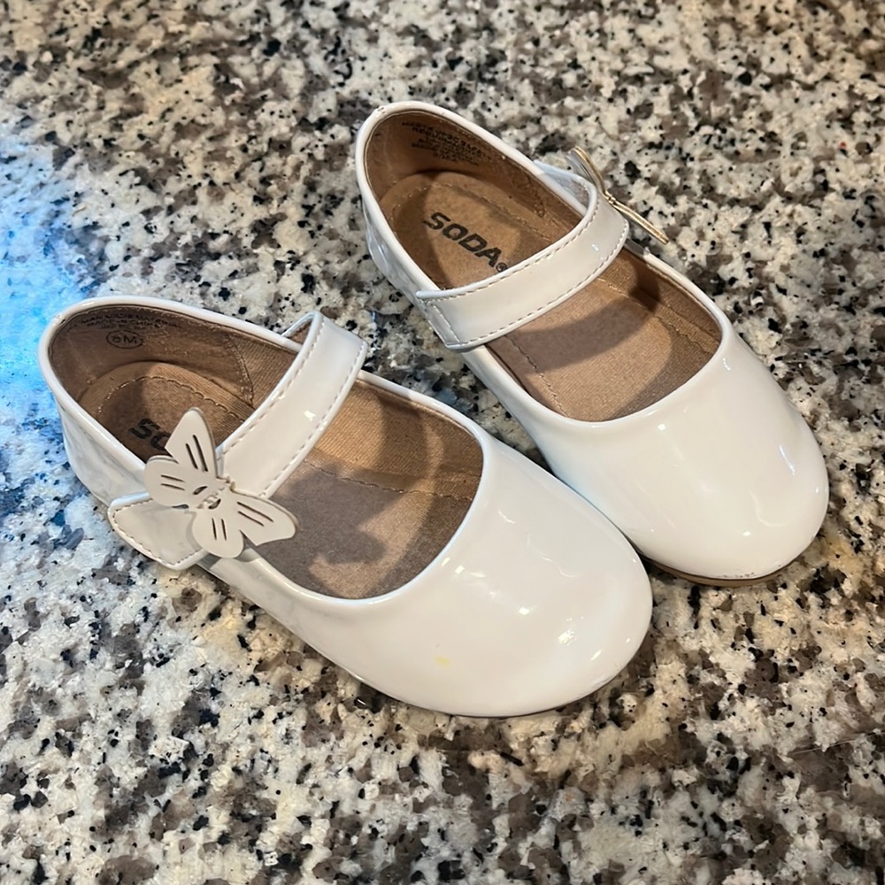 SODA: Toddler Riley Dress Flats in White Patent